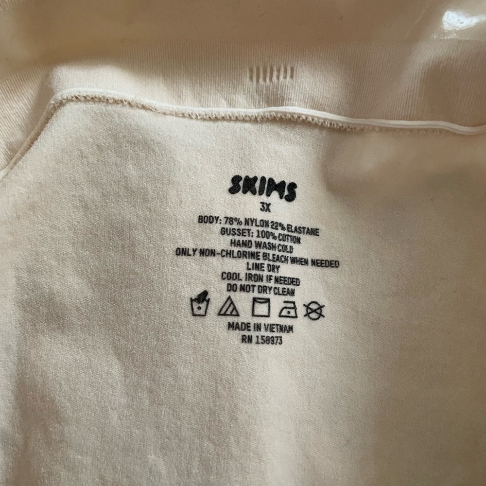 Skims Sculpting Thong Bodysuit Womens 3XL Clay High Waist Shapewear Nude New - Picture 3 of 4